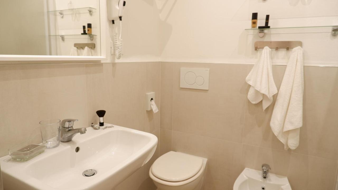 Hotel Venezuela Τζεσόλο Λίντο Εξωτερικό φωτογραφία