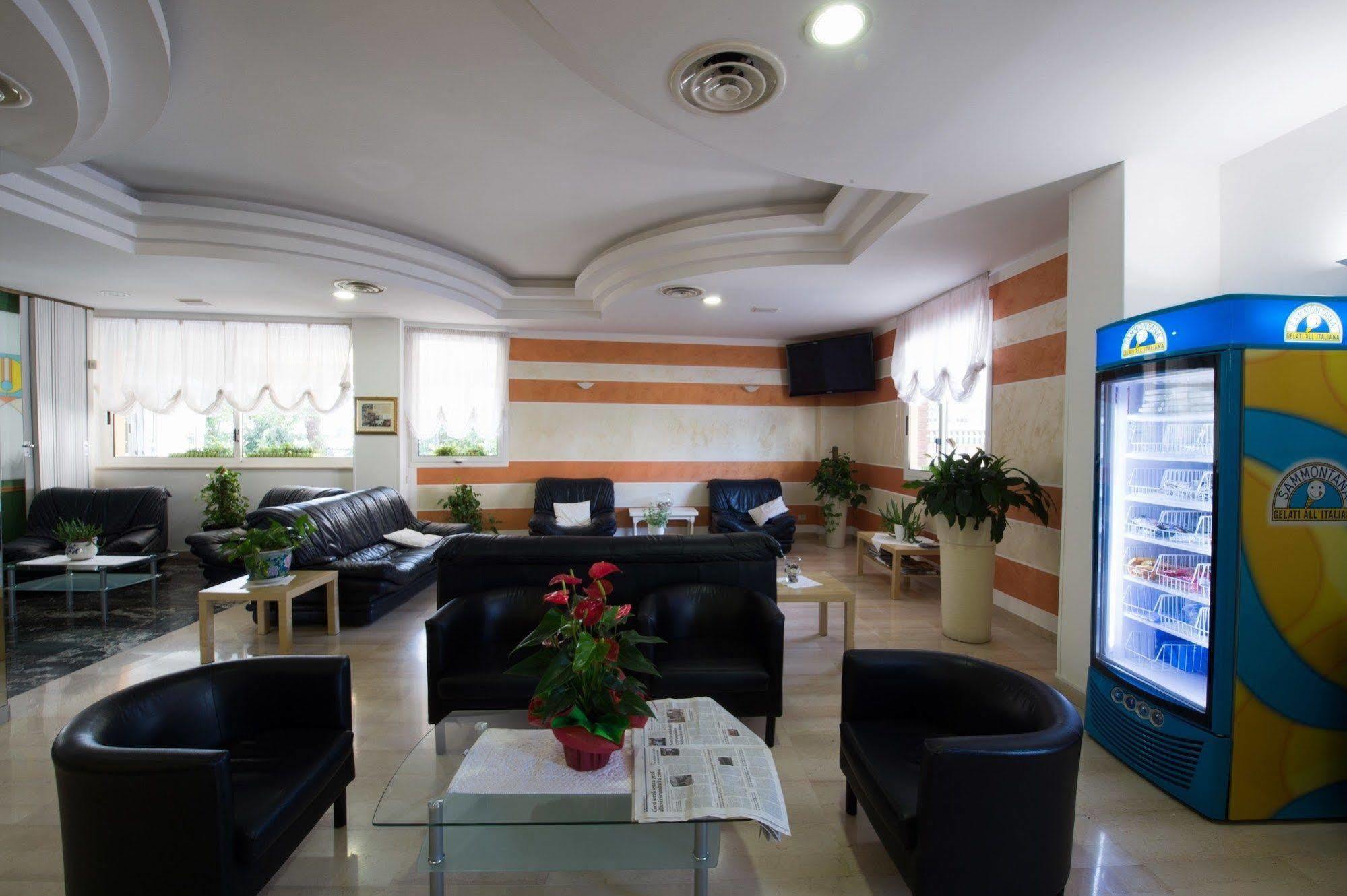 Hotel Venezuela Τζεσόλο Λίντο Εξωτερικό φωτογραφία