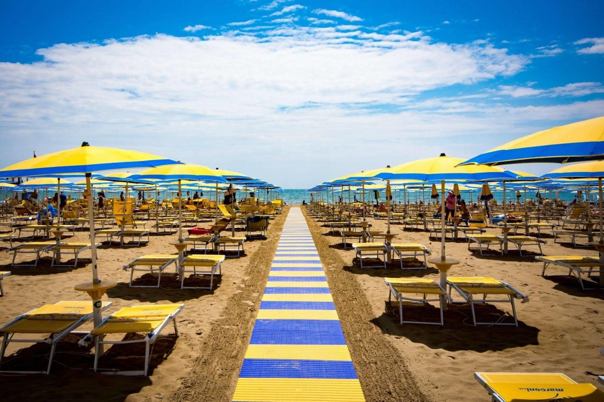 Hotel Venezuela Τζεσόλο Λίντο Εξωτερικό φωτογραφία