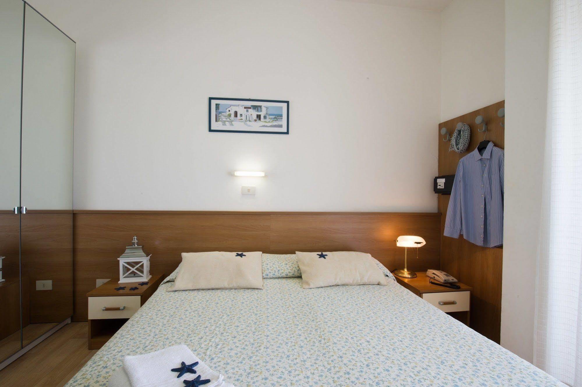 Hotel Venezuela Τζεσόλο Λίντο Εξωτερικό φωτογραφία